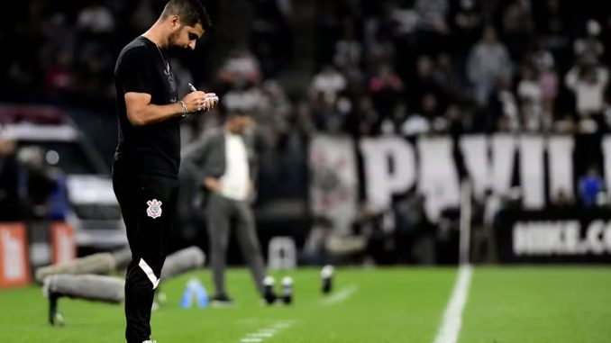 Ant Nio Oliveira Lamenta Derrota Do Corinthians Para O Botafogo