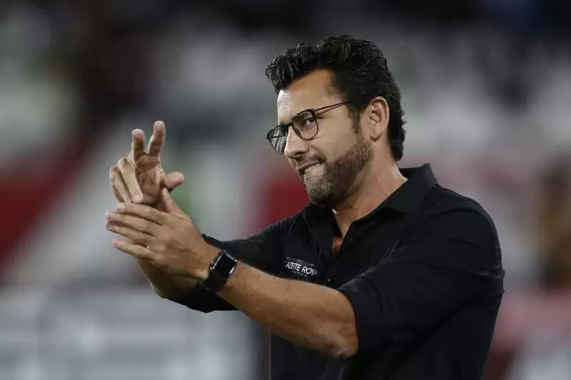 Alberto Valentim Botafogo Autuori