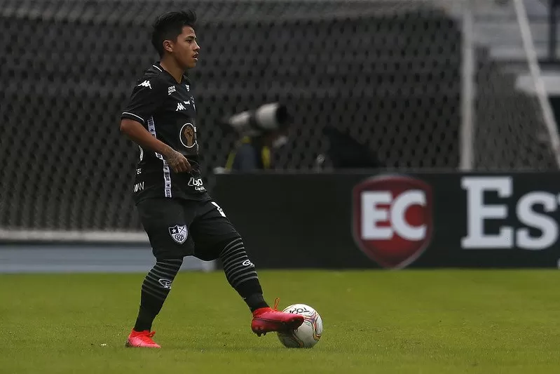 Alexander Lecaros Botafogo imprensa peruana