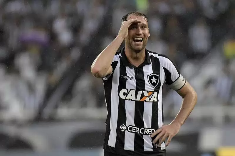 Joel Carli Botafogo
