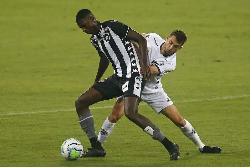 Babi Botafogo Atlético-MG