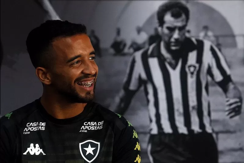 Caio Alexandre Honda inglês