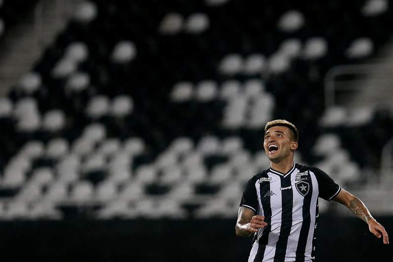 contrato victor luis botafogo