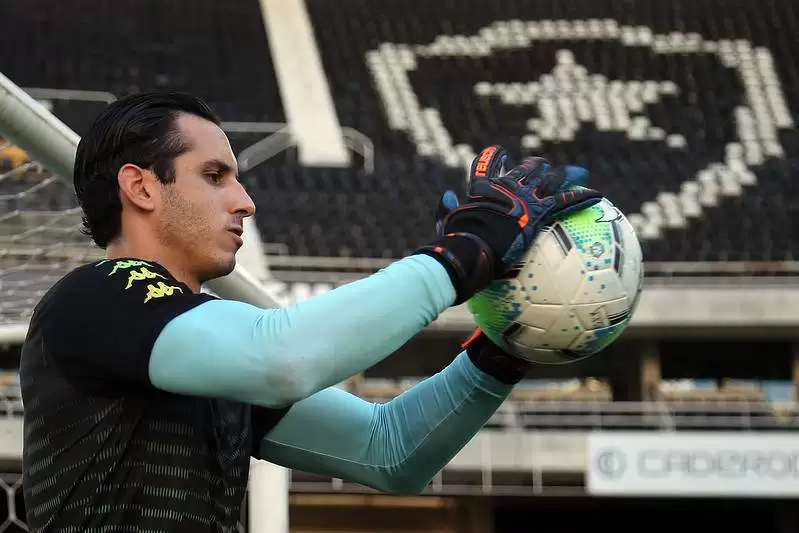 gatito botafogo denunciado stjd
