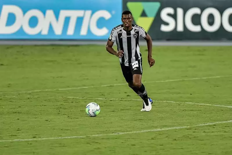 Kanu Botafogo Bragantino