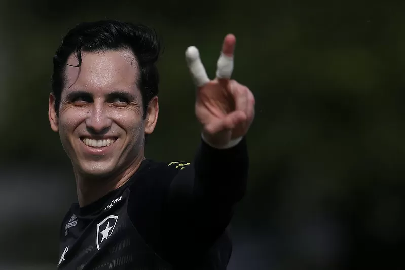 Gatito Botafogo saída Flamengo