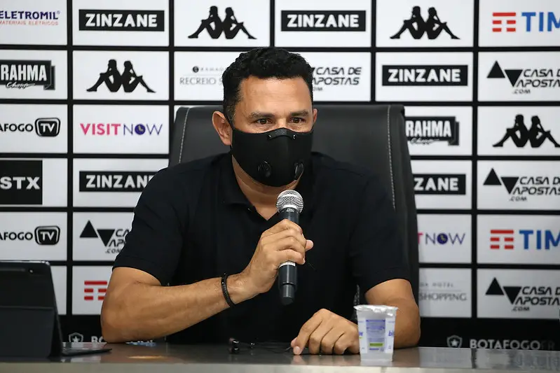 botafogo internacional tulio lustosa