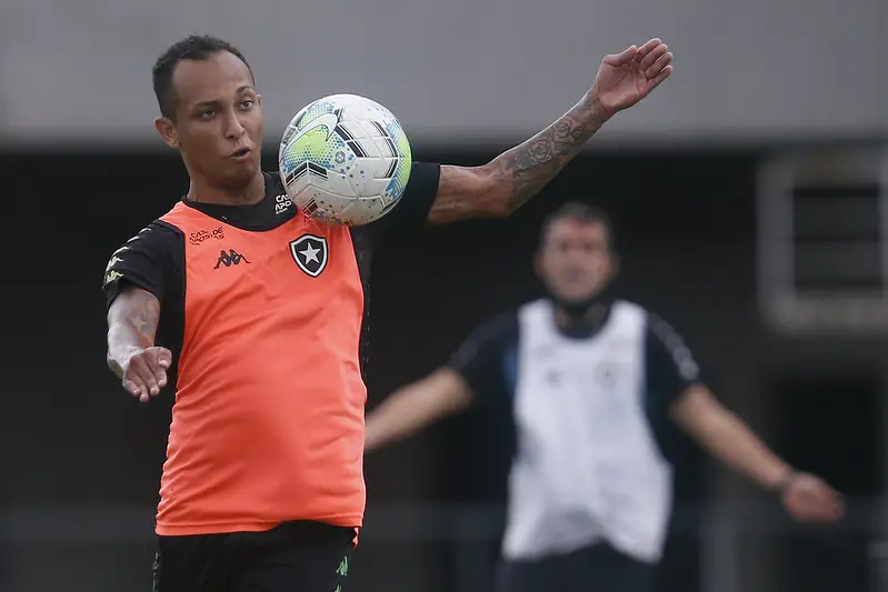 lucas campos helerson botafogo brasileiro