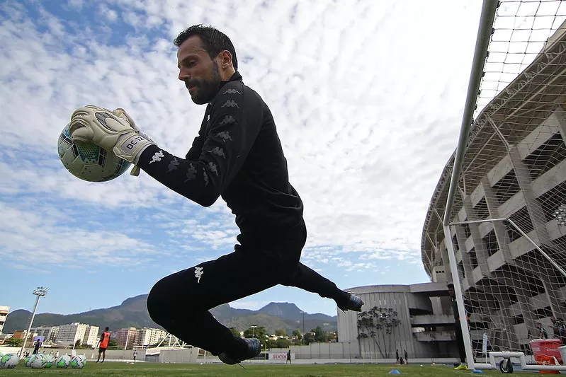 diego cavalieri botafogo atletico-go
