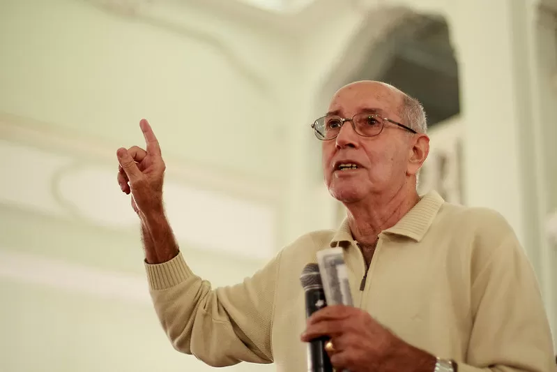 Gerson Botafogo cavalieri garotos