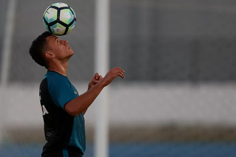 renan gorne botafogo remo