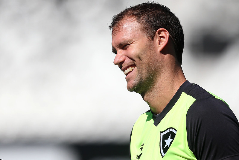 Joel Carli Botafogo Chamusca