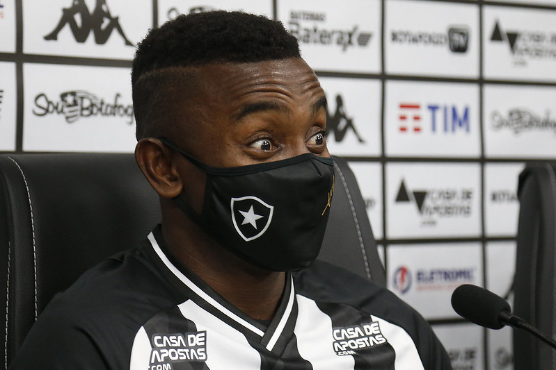 Botafogo Kalou rescisão