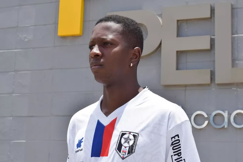 Botafogo João Felipe Resende