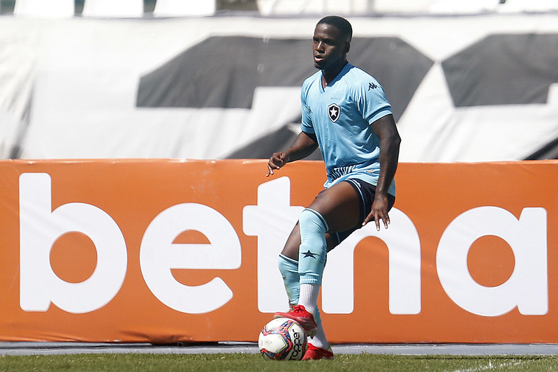 coritiba botafogo escalação