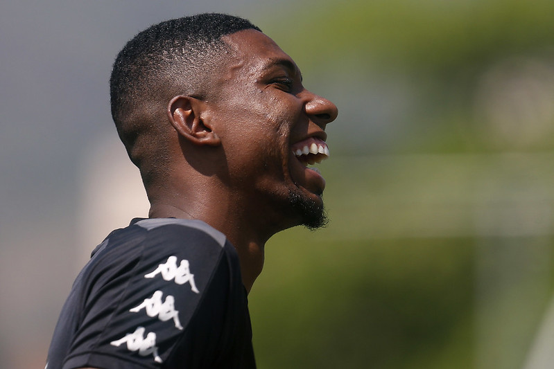 vitória botafogo escalação