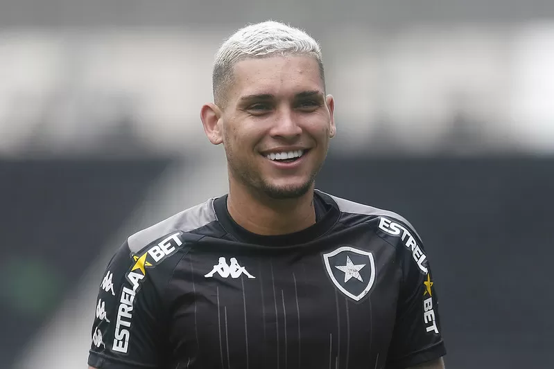 rafael navarro renovação botafogo