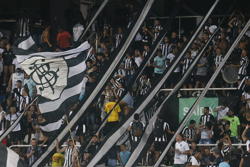 botafogo resende prejuízo nilton santos carioca