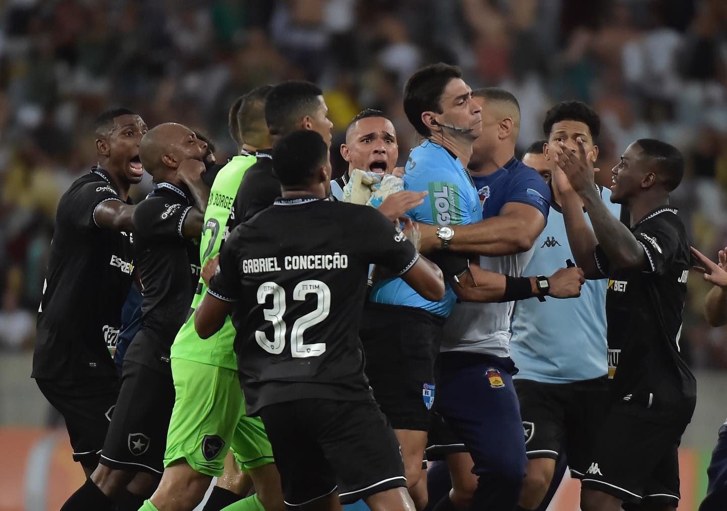 Maioria dos jornalistas dos Canais Globo apostam em vitória do Fluminense  contra o Botafogo - Fluminense: Últimas notícias, vídeos, onde assistir e  próximos jogos