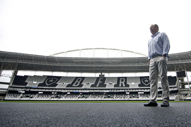 botafogo reforços brasileiro textor