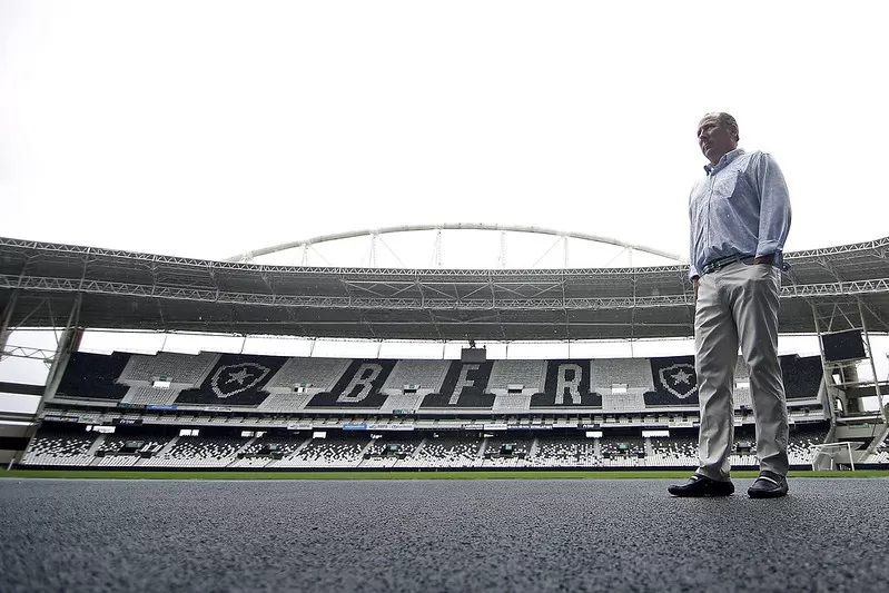 botafogo reforços brasileiro textor