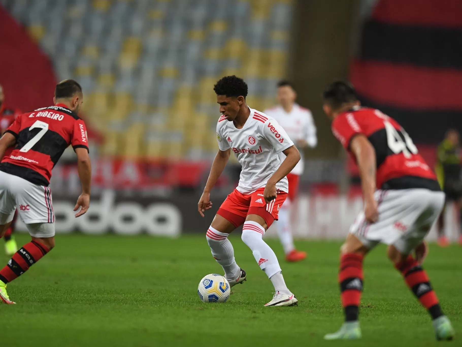 paulo victor internacional botafogo