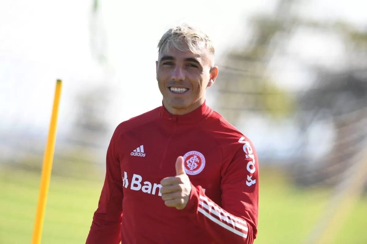 renzo saravia botafogo