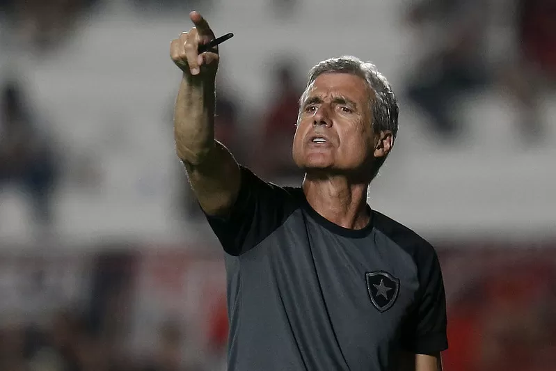 luis castro diego loureiro botafogo atletico-go