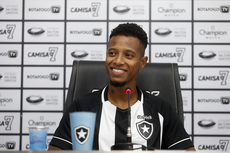 tche tche filho botafogo