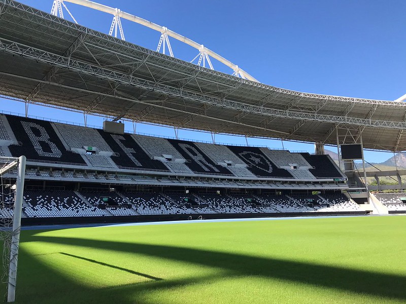 botafogo gramado nilton santos