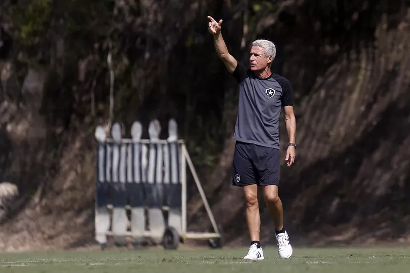 coritiba botafogo escalação