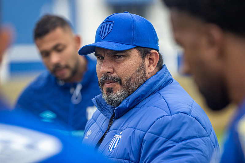 botafogo avai eduardo barroca