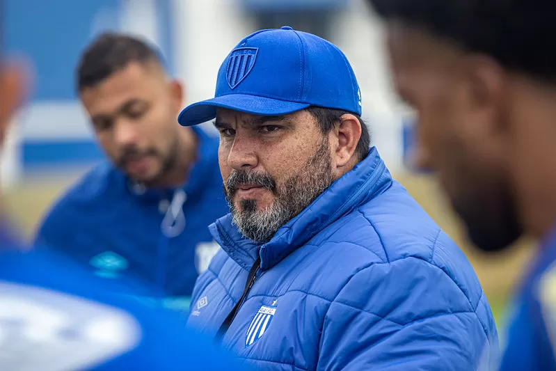 botafogo avai eduardo barroca