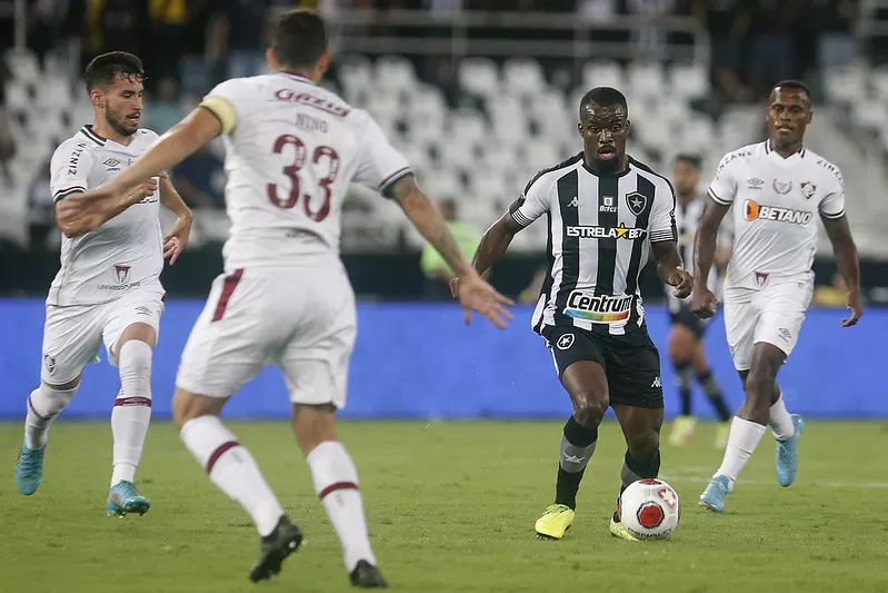 botafogo fluminense brasileiro