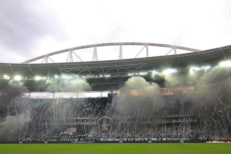 botafogo fluminense lucro