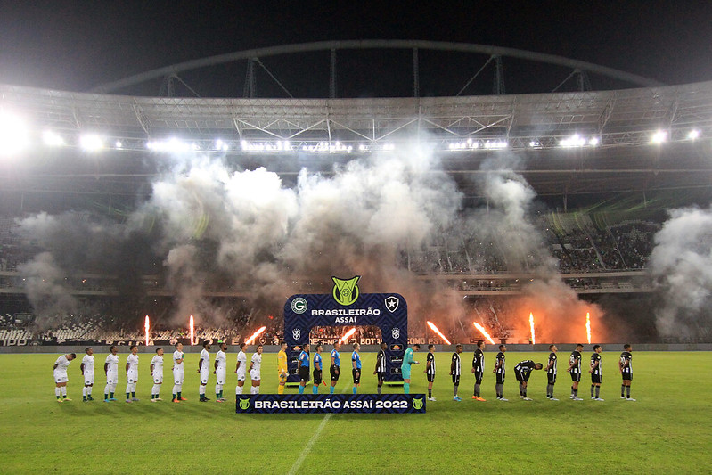 botafogo goias prejuizo nilton santos