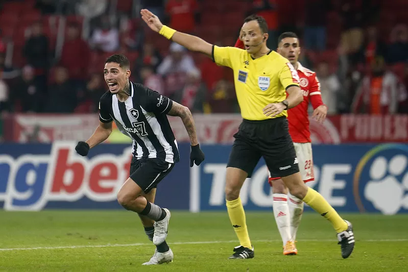 botafogo internacional carlos eduardo mansur