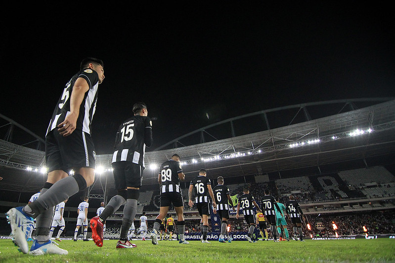 luis castro botafogo avai brasileiro