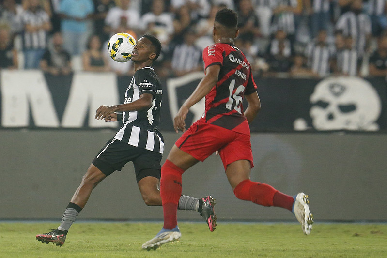 botafogo athletico paranaense jeffinho