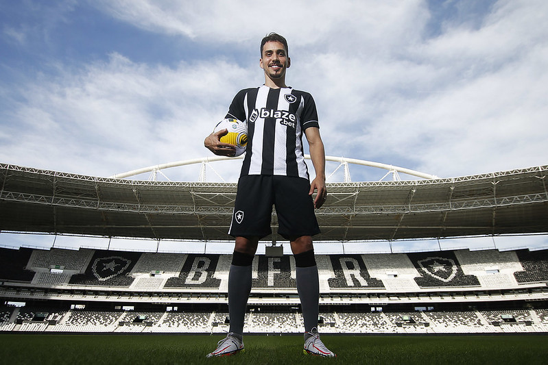 eduardo botafogo bid