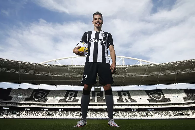 eduardo botafogo bid