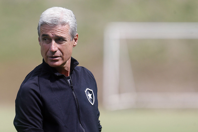 luis castro botafogo projeto