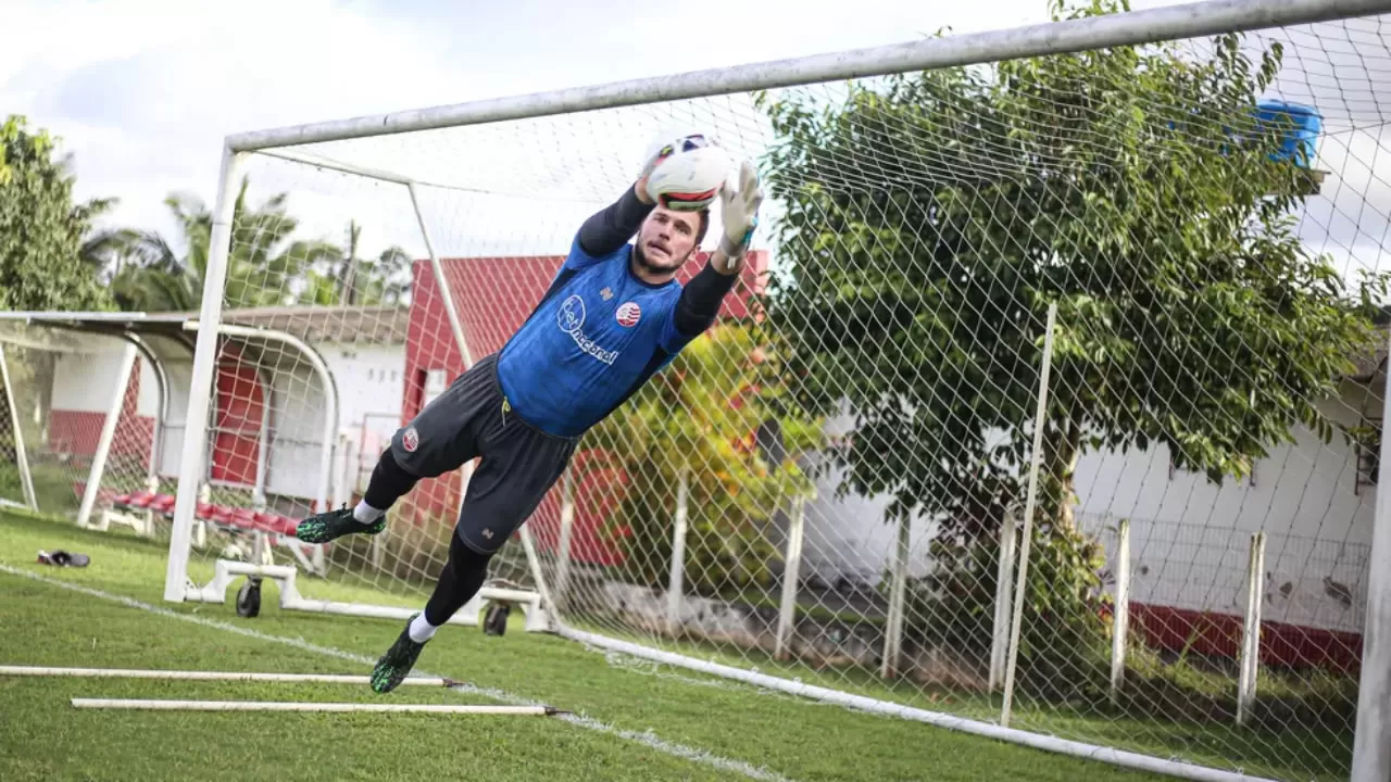 lucas perri botafogo náutico são paulo