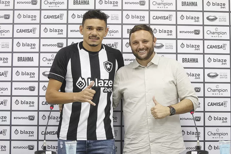 tiquinho botafogo mazzuco