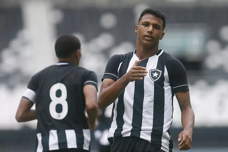 botafogo américa-mg brasileiro sub-17 fabiano