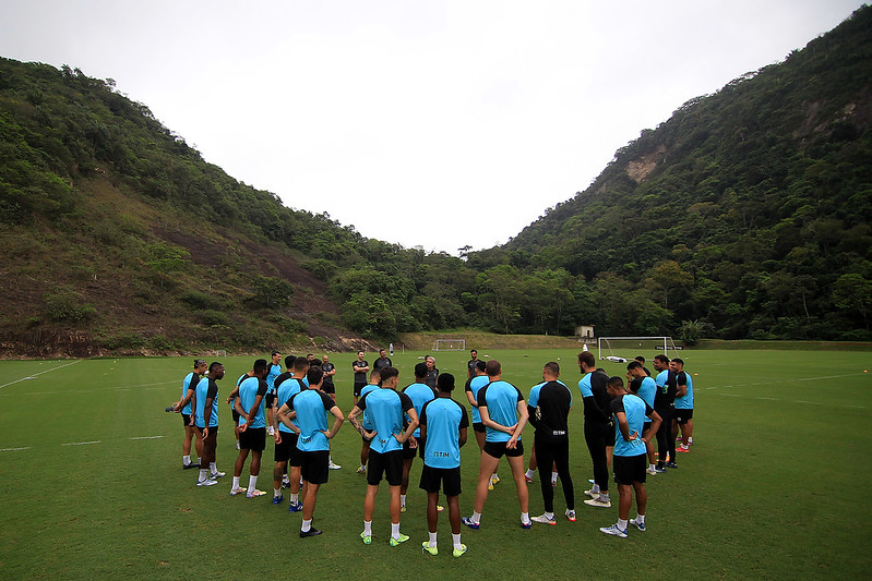botafogo fluminense danilo barbosa gustavo sauer