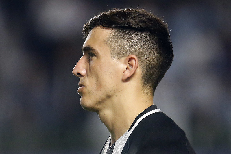 saravia botafogo renovação