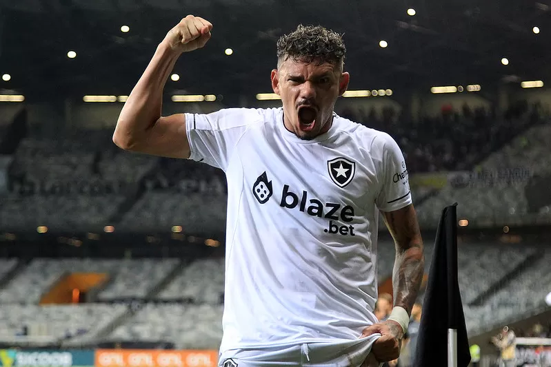 tiquinho soares botafogo titulo