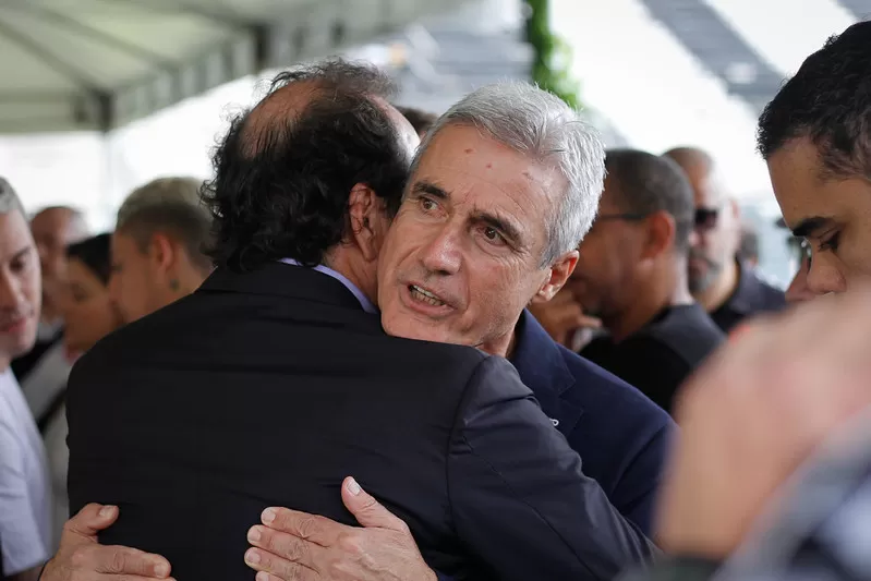 luis castro botafogo roberto dinamite