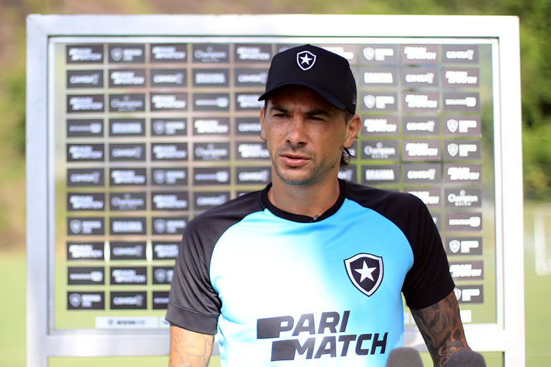 botafogo flamengo victor cuesta